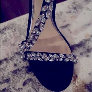 6.5 (New, Never Worn)